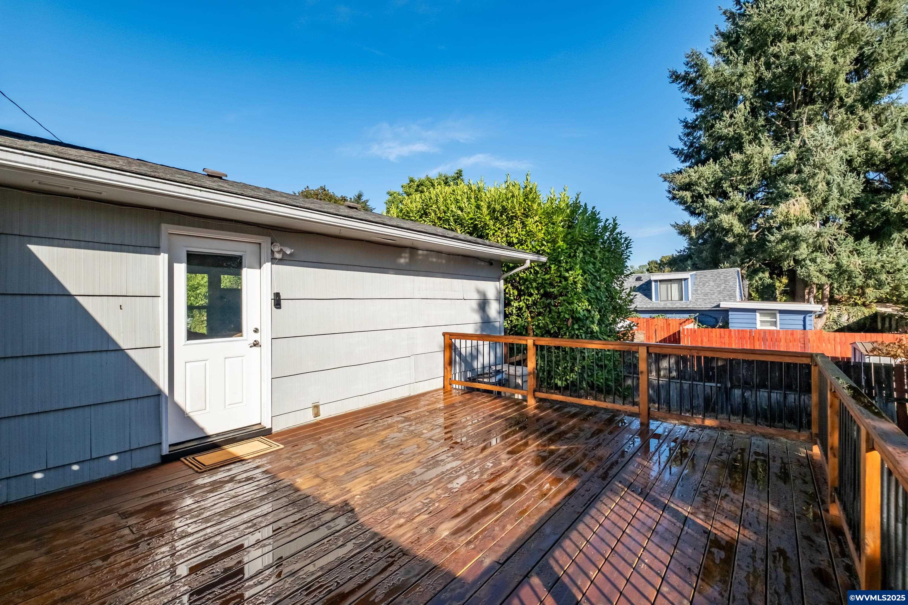 151 Cleveland Street Lebanon, OR 97355 - Photo 39 of 49 Gallery Image 39