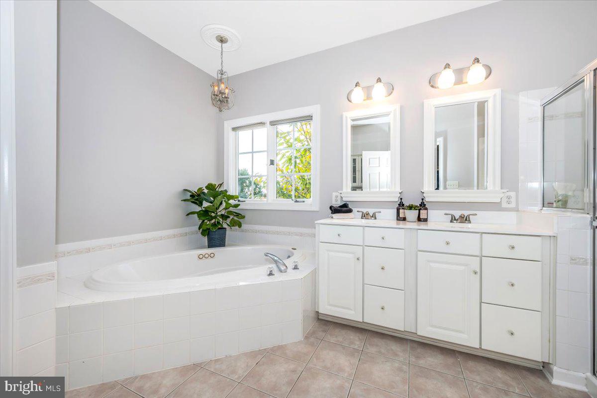 1235 Main Street Gaithersburg, MD 20878 - Photo 40 of 76 Primary bathroom