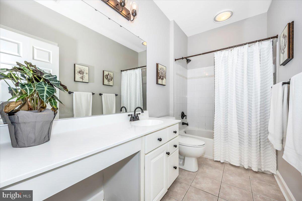 1235 Main Street Gaithersburg, MD 20878 - Photo 47 of 76 Upper level full bath