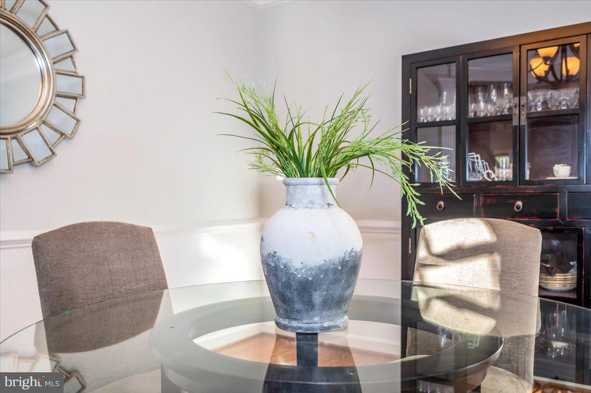 1235 Main Street Gaithersburg, MD 20878 - Photo 9 of 76 Dining