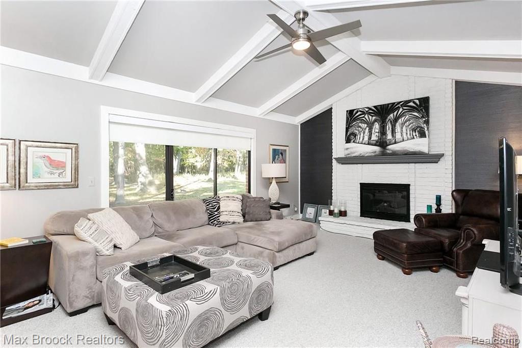 2922 Powderhorn Ridge Road Rochester Hills, MI 48309 - Photo 13 of 31