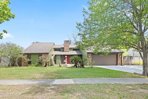 $419,000 | 146 Steiner Road, Lafayette, LA 70508