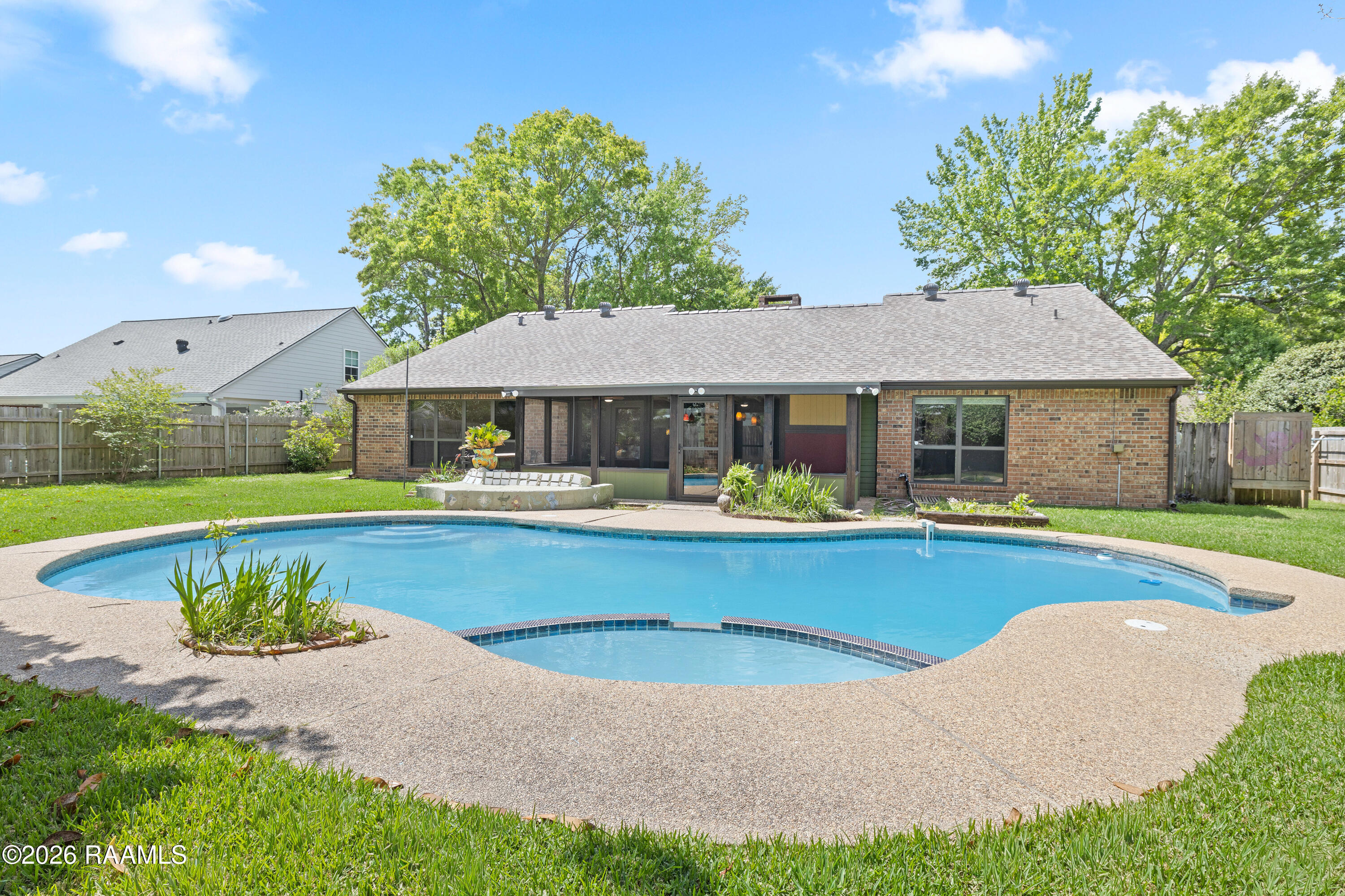 146 Steiner Road Lafayette, LA 70508 - Photo 2 of 41 Steiner-51