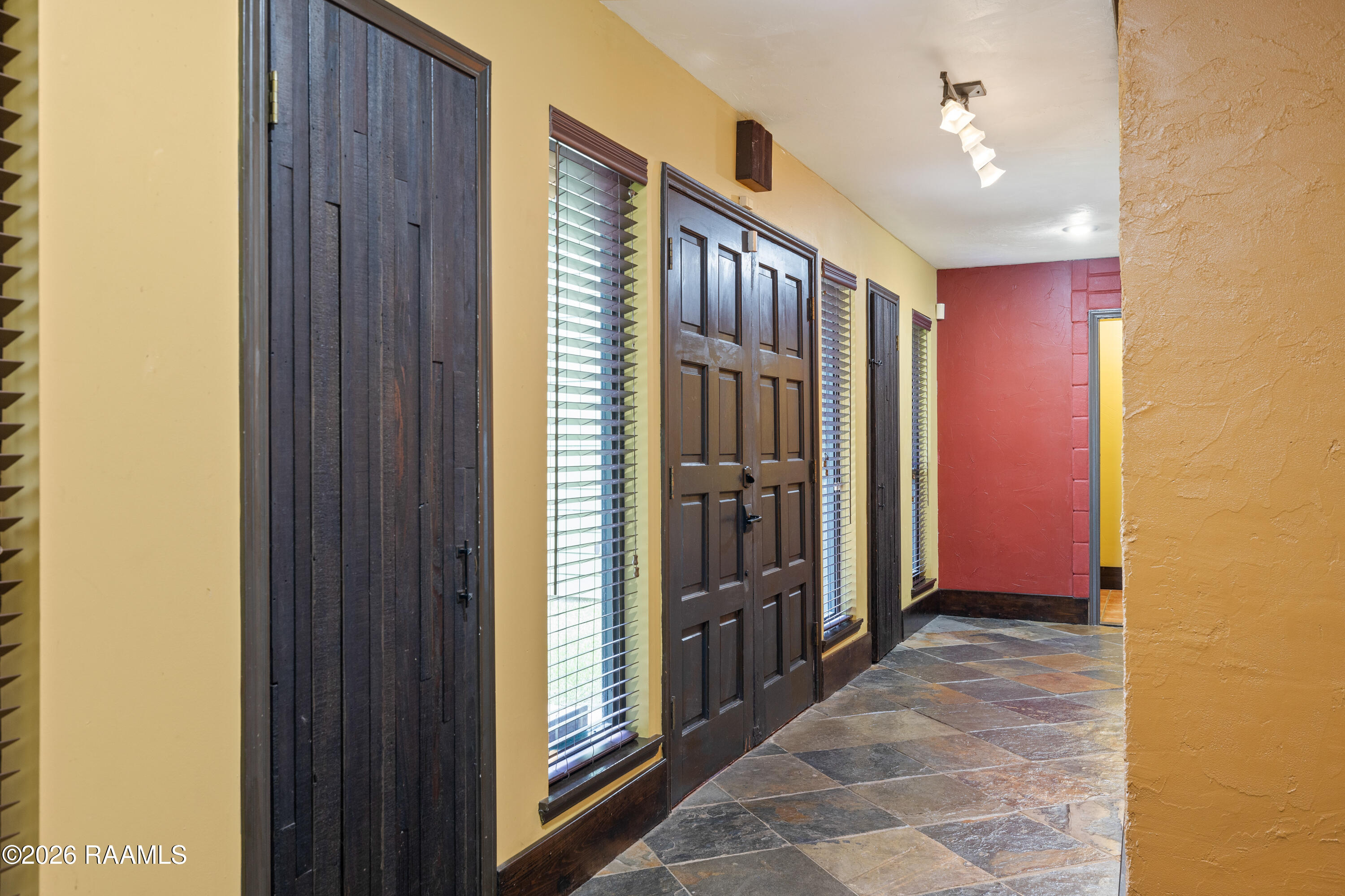 146 Steiner Road Lafayette, LA 70508 - Photo 4 of 41 Steiner-59