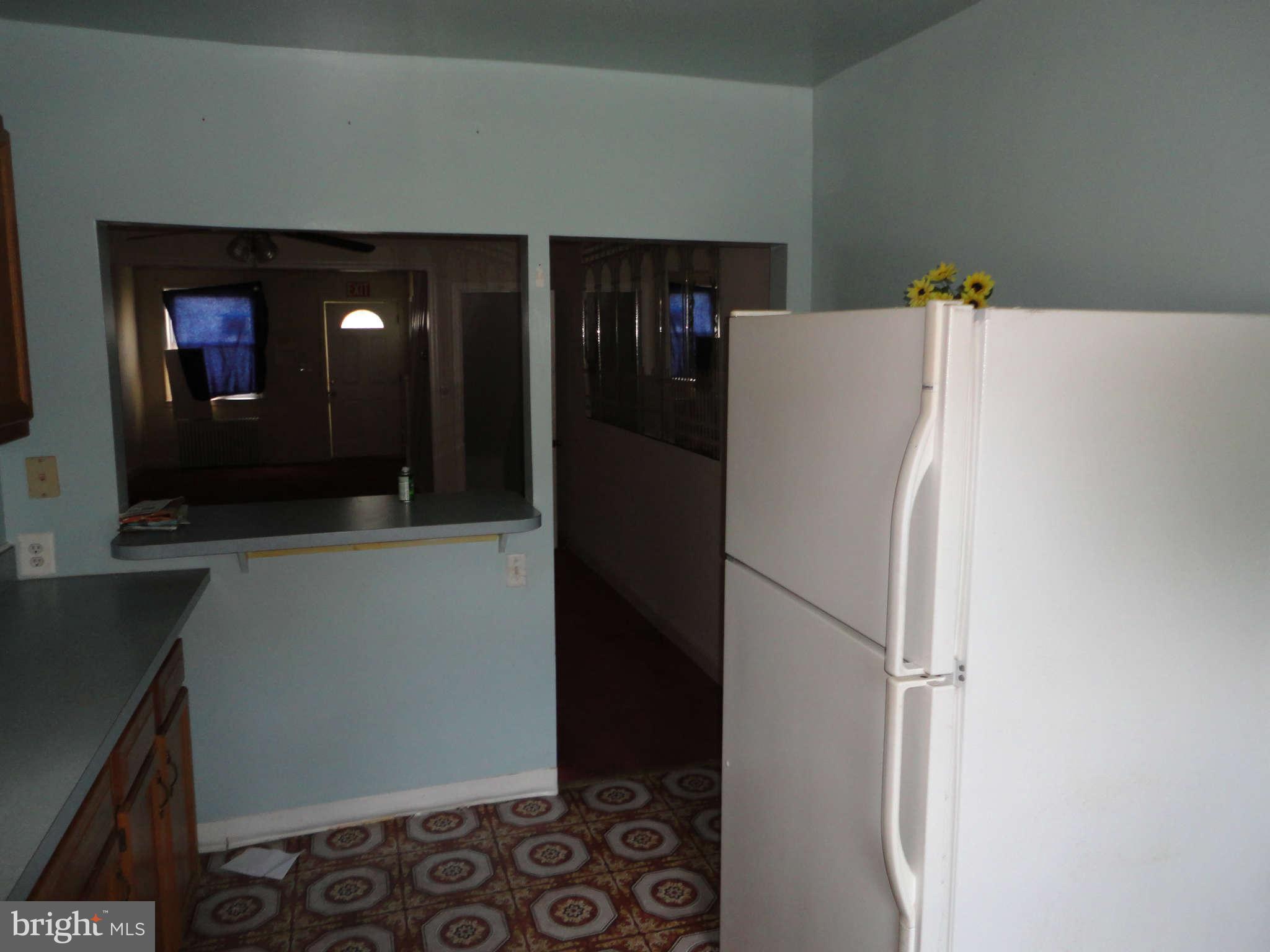 3808 Flowerton Road Baltimore, MD 21229 - Photo 5 of 14 Kitchen