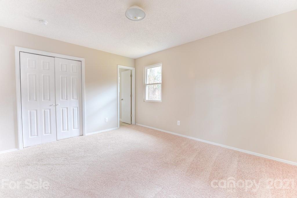 638 Morningside Road Charlotte, NC 28214 - Photo 23 of 29