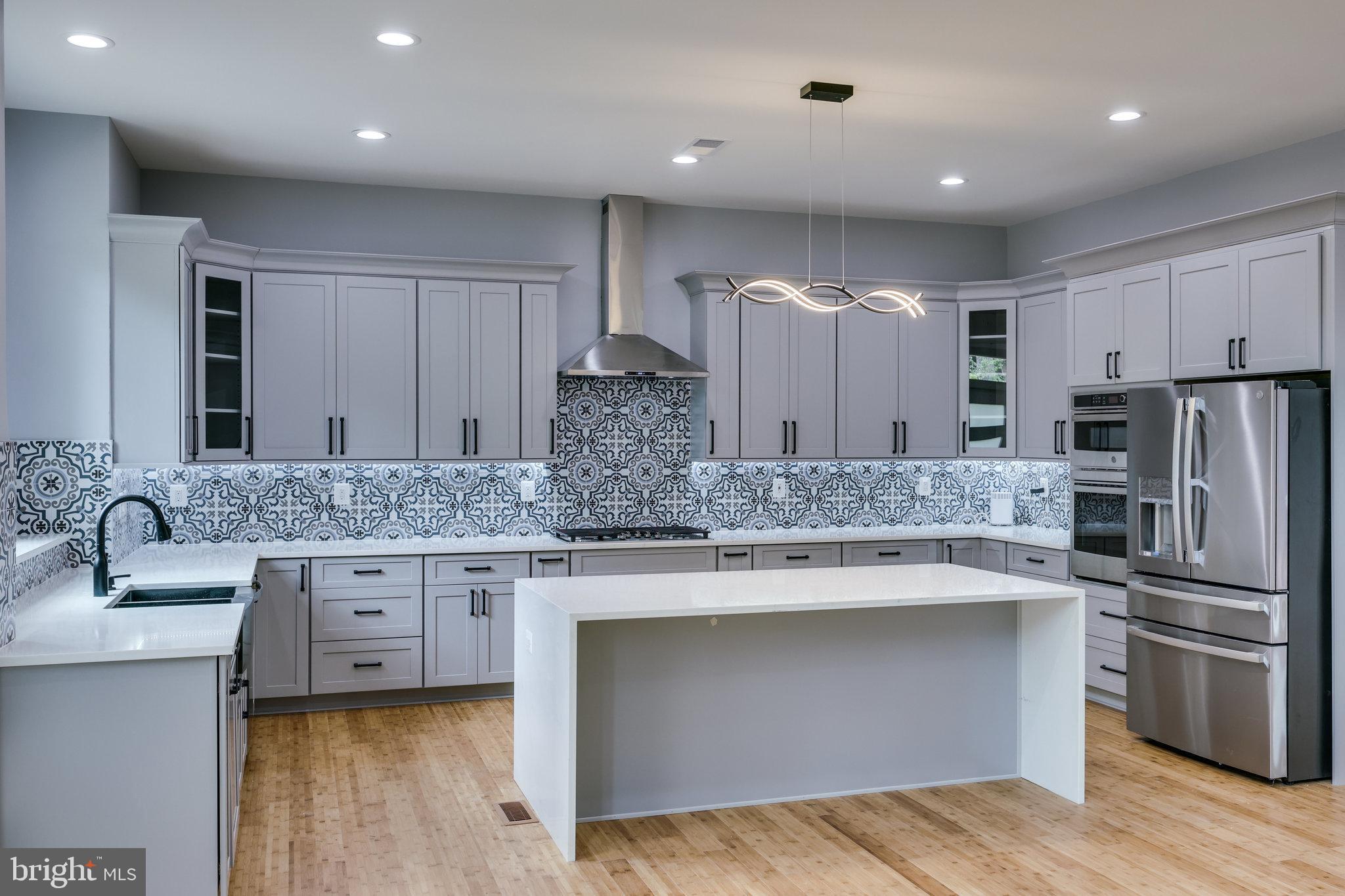 12504 Braddock Road Fairfax, VA 22030 - Photo 22 of 84 Kitchen