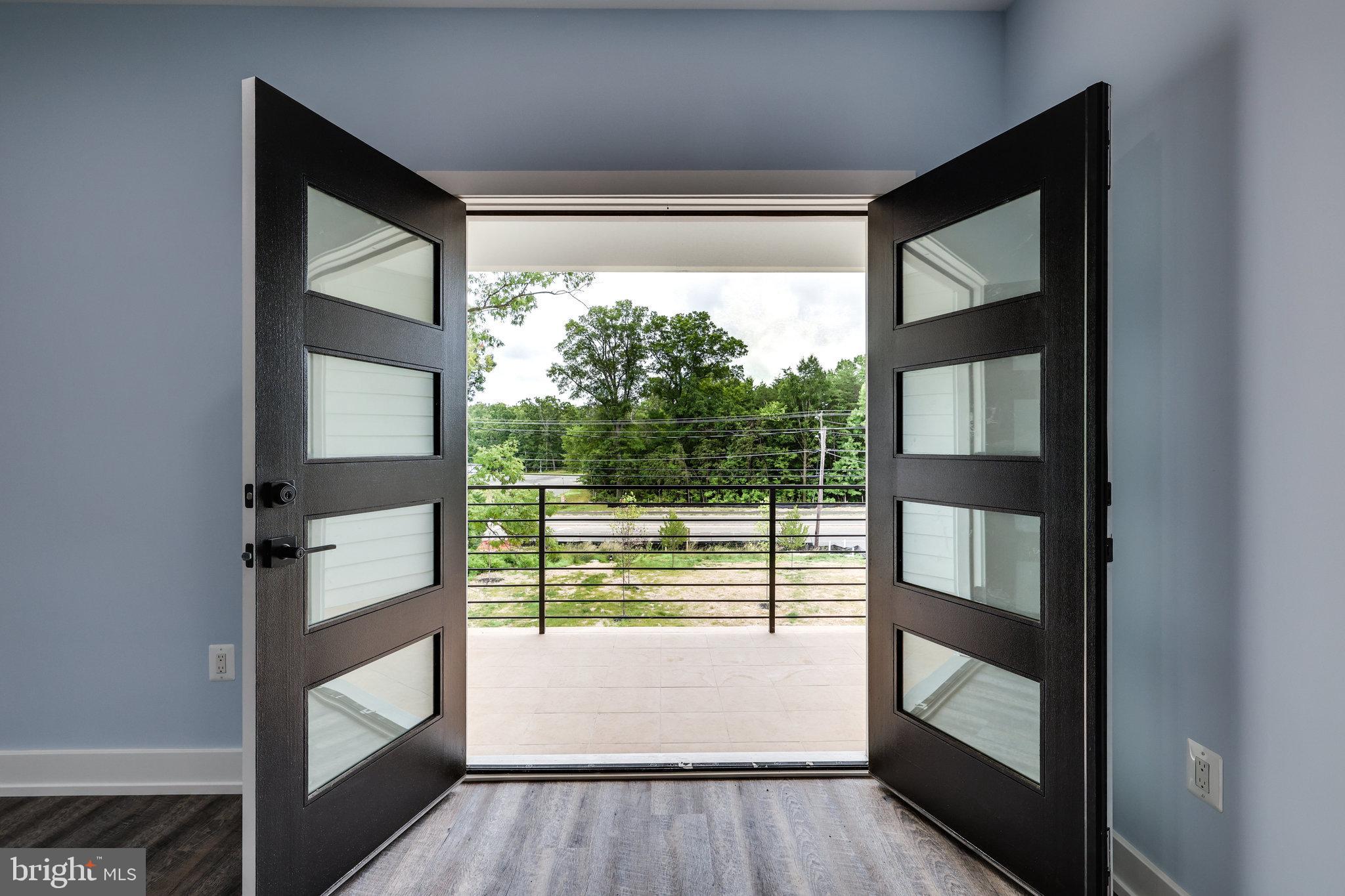 12504 Braddock Road Fairfax, VA 22030 - Photo 68 of 84 Retreat Balcony
