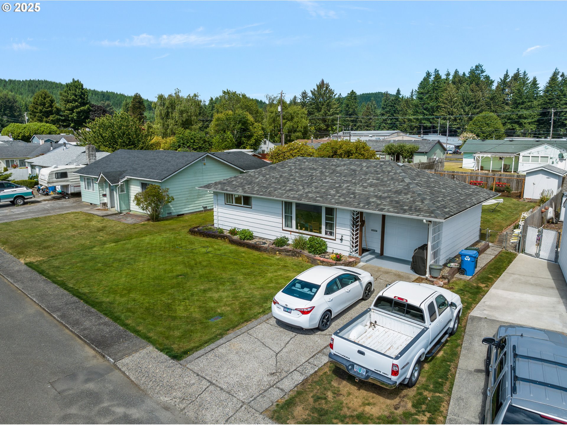 2645 Highlands Drive Reedsport, OR 97467 - Photo 28 of 31 Drone View/UAV