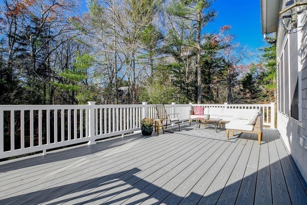 4 Olde Logging Road Marion, MA 02738 - Photo 5 of 39