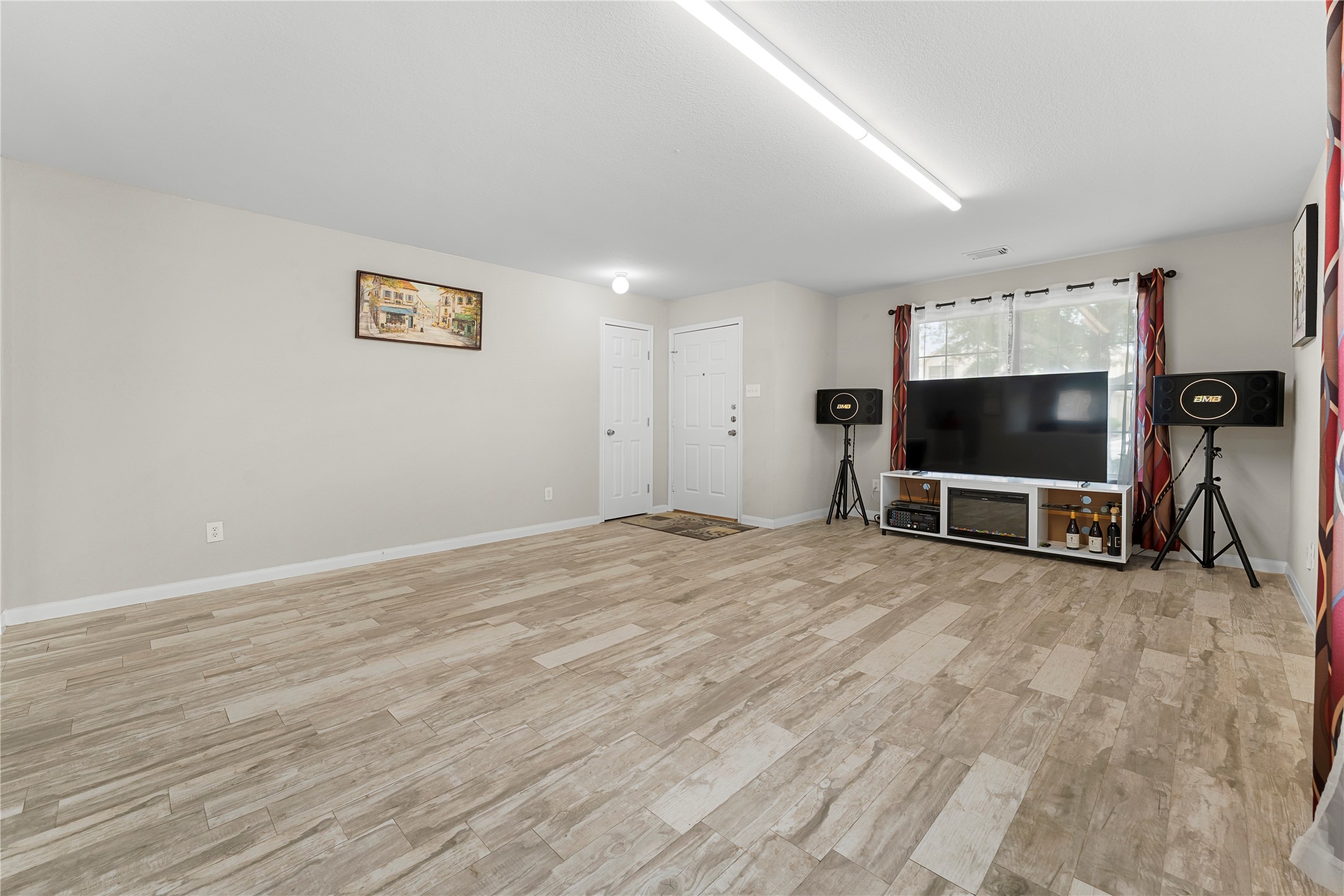 19710 Bold River Road Tomball, TX 77375 - Photo 4 of 23