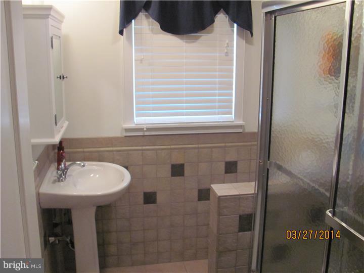 475 Rose Valley Road Southampton, PA 18966 - Photo 9 of 15 Bathroom