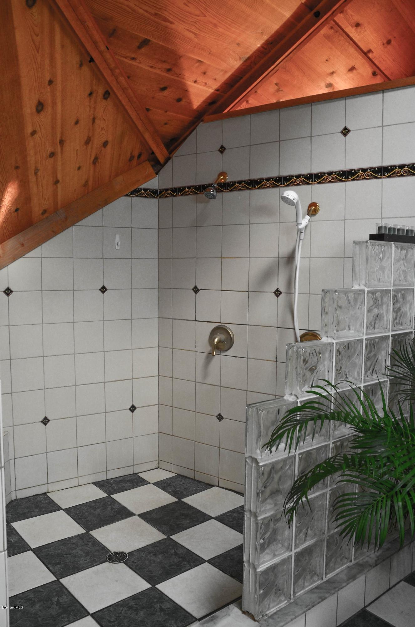 920 Atz Road Malabar, FL 32950 - Photo 25 of 42 Master Shower