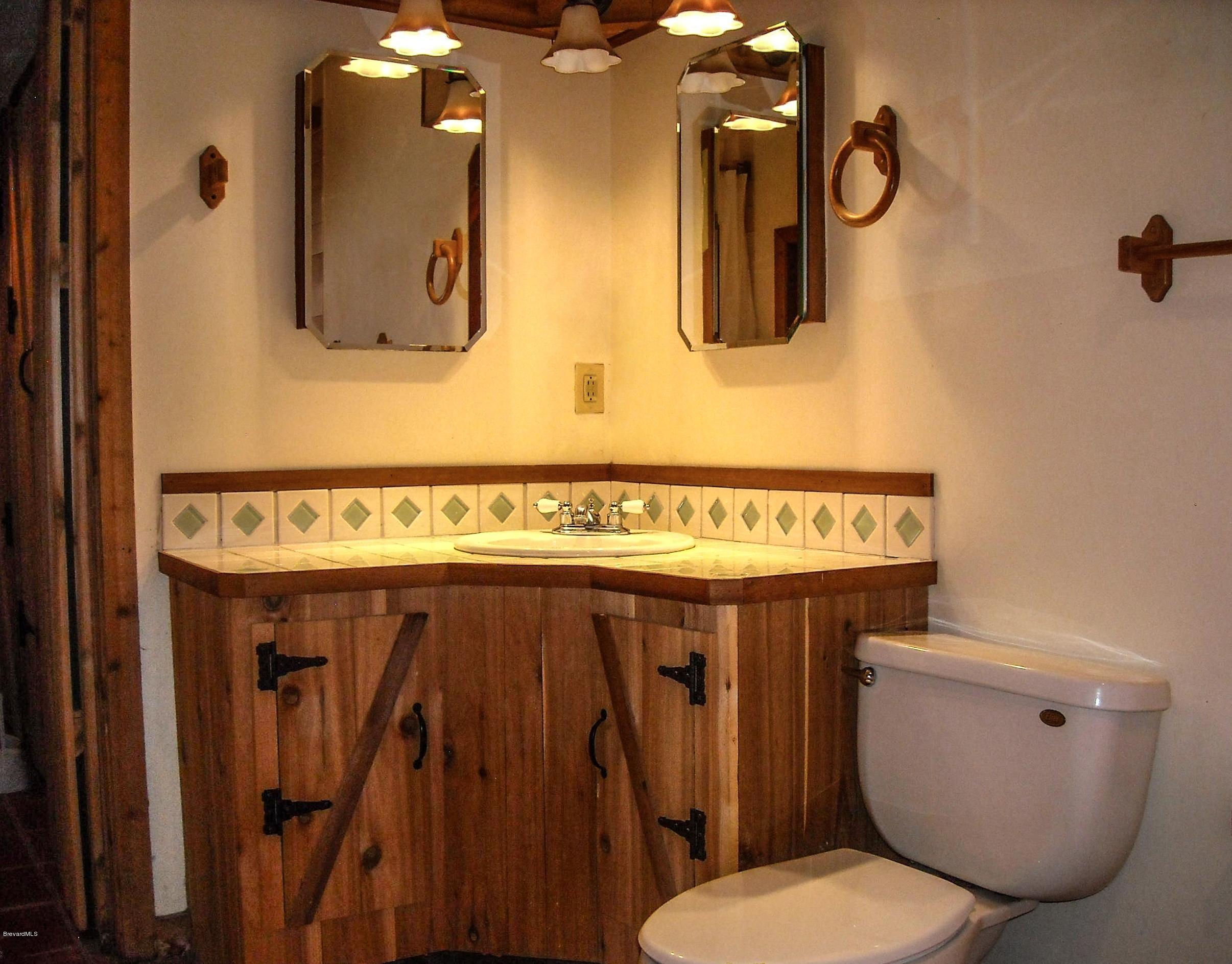 920 Atz Road Malabar, FL 32950 - Photo 30 of 42 Guest Bath Vanity