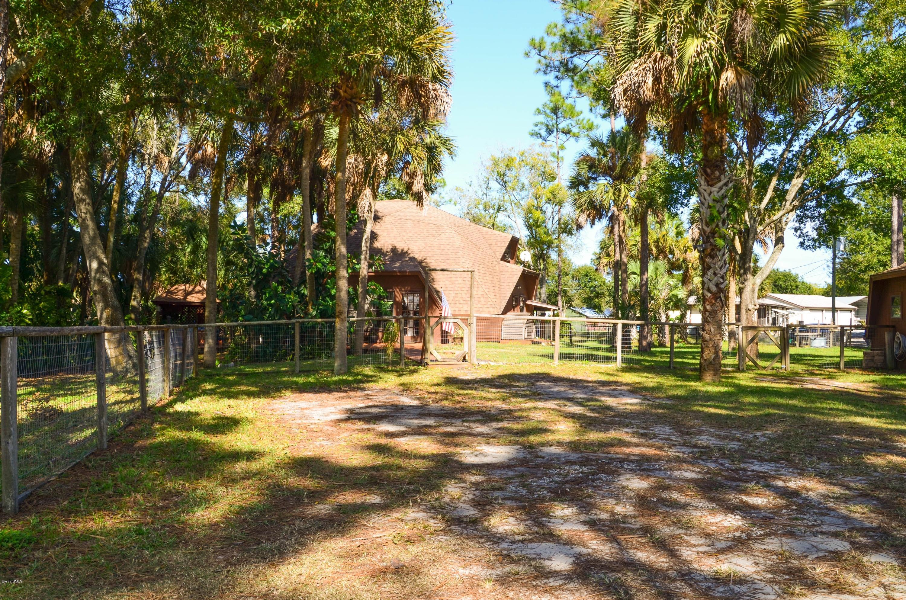 920 Atz Road Malabar, FL 32950 - Photo 36 of 42 Private Parking