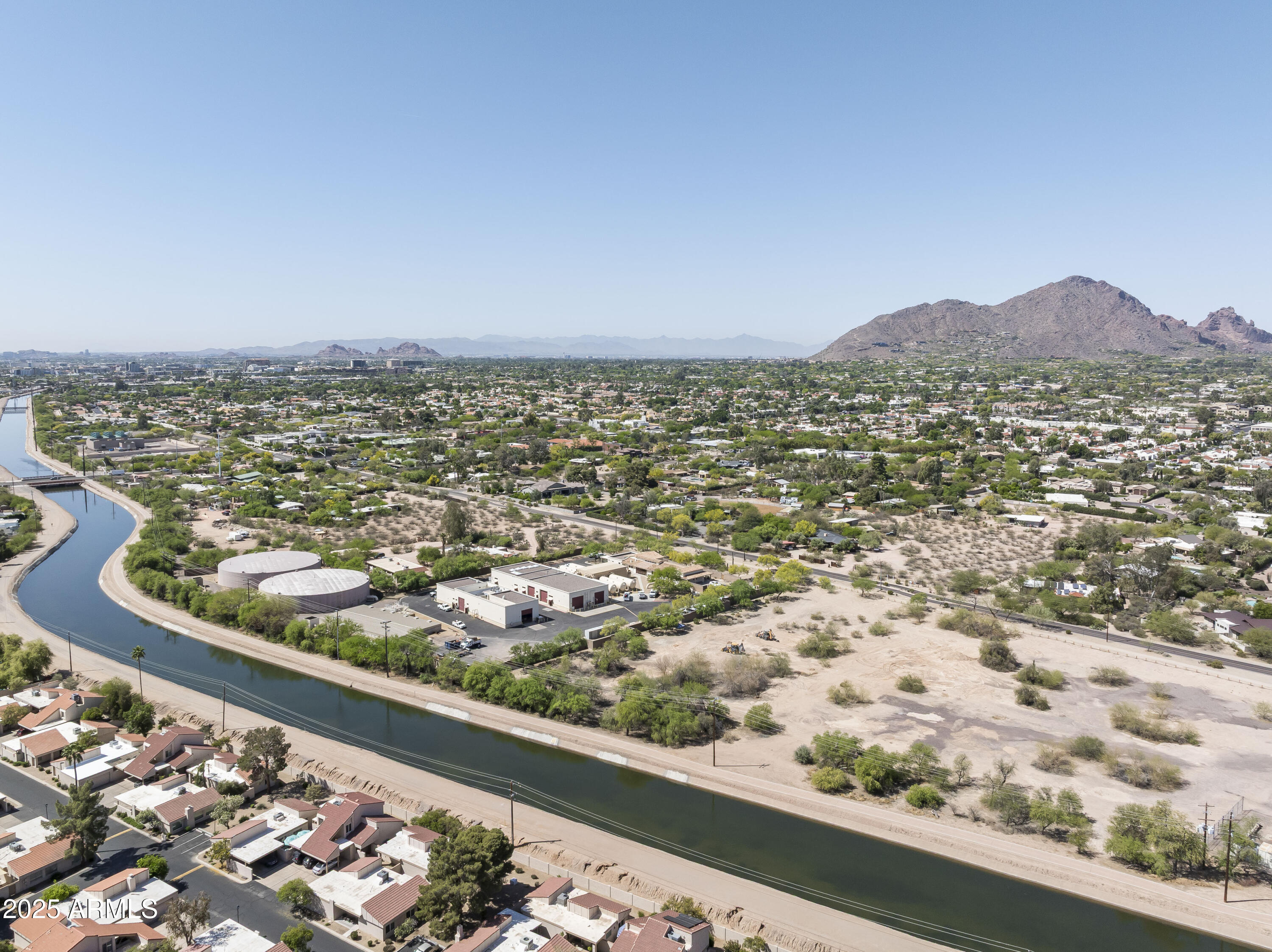6228 North Cattletrack Road, Unit 1 Scottsdale, AZ 85250 - Photo 5 of 6 6228 E Cattletrack Rd-8