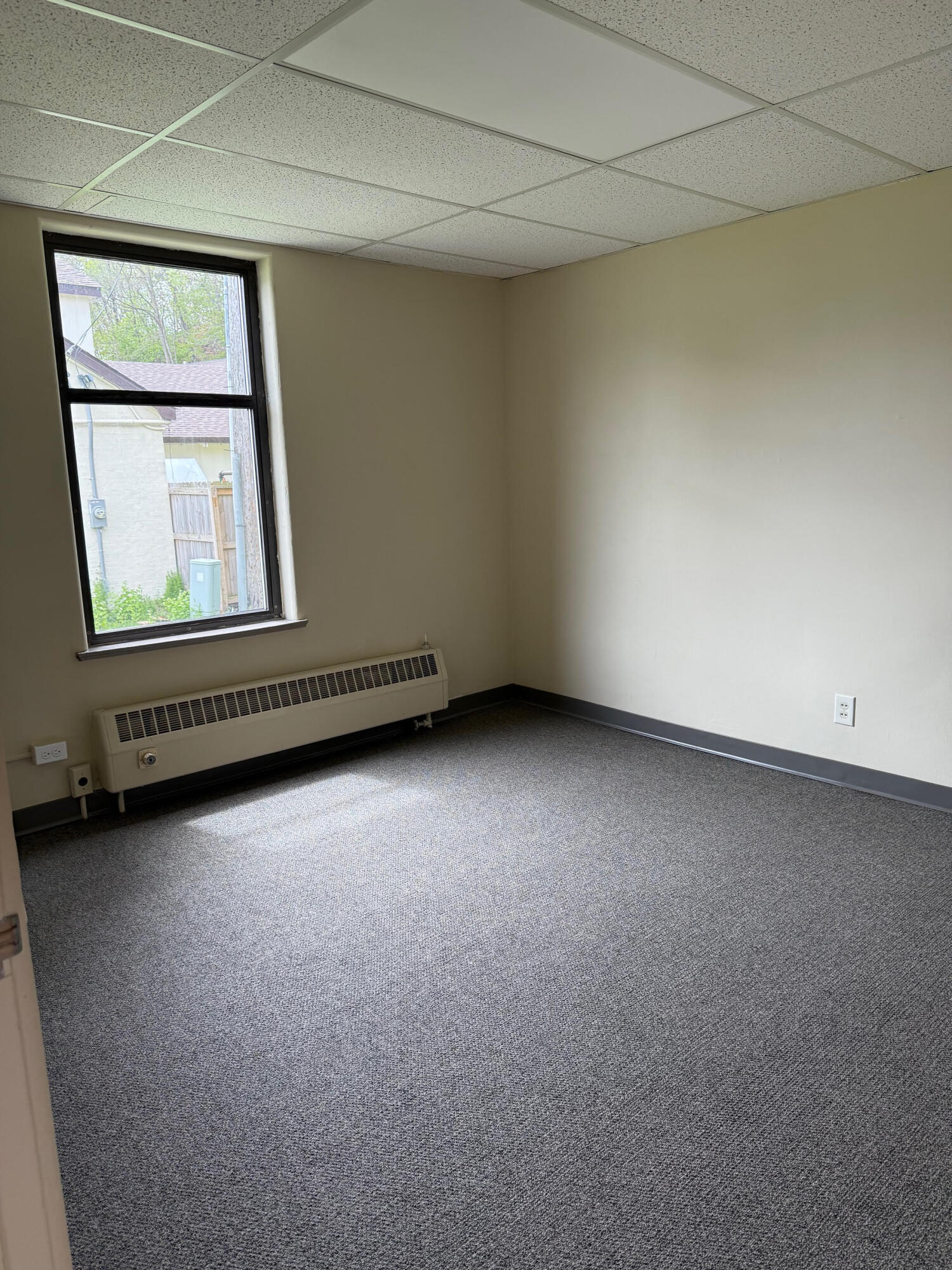 212 Arthur Street Manistee, MI 49660 - Photo 15 of 28 unnamed - 2025-05-19T154624.680