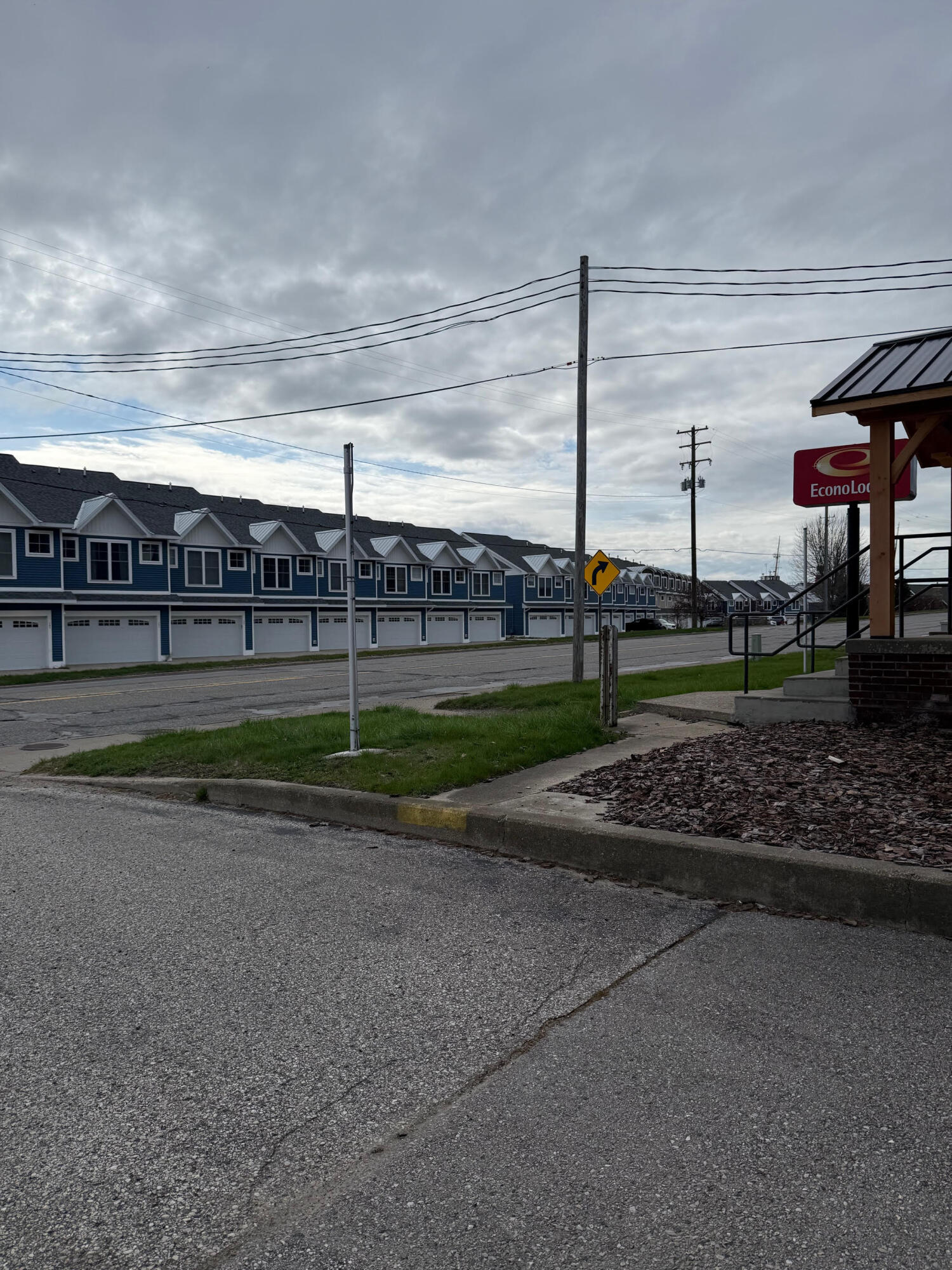 212 Arthur Street Manistee, MI 49660 - Photo 4 of 28 Across the street