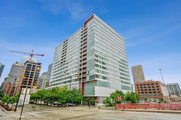 $4,200 | 659 West Randolph Street, Unit 1514, Chicago, IL 60661