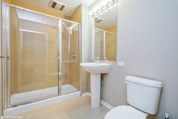 $4,200 | 659 West Randolph Street, Unit 1514, Chicago, IL 60661
