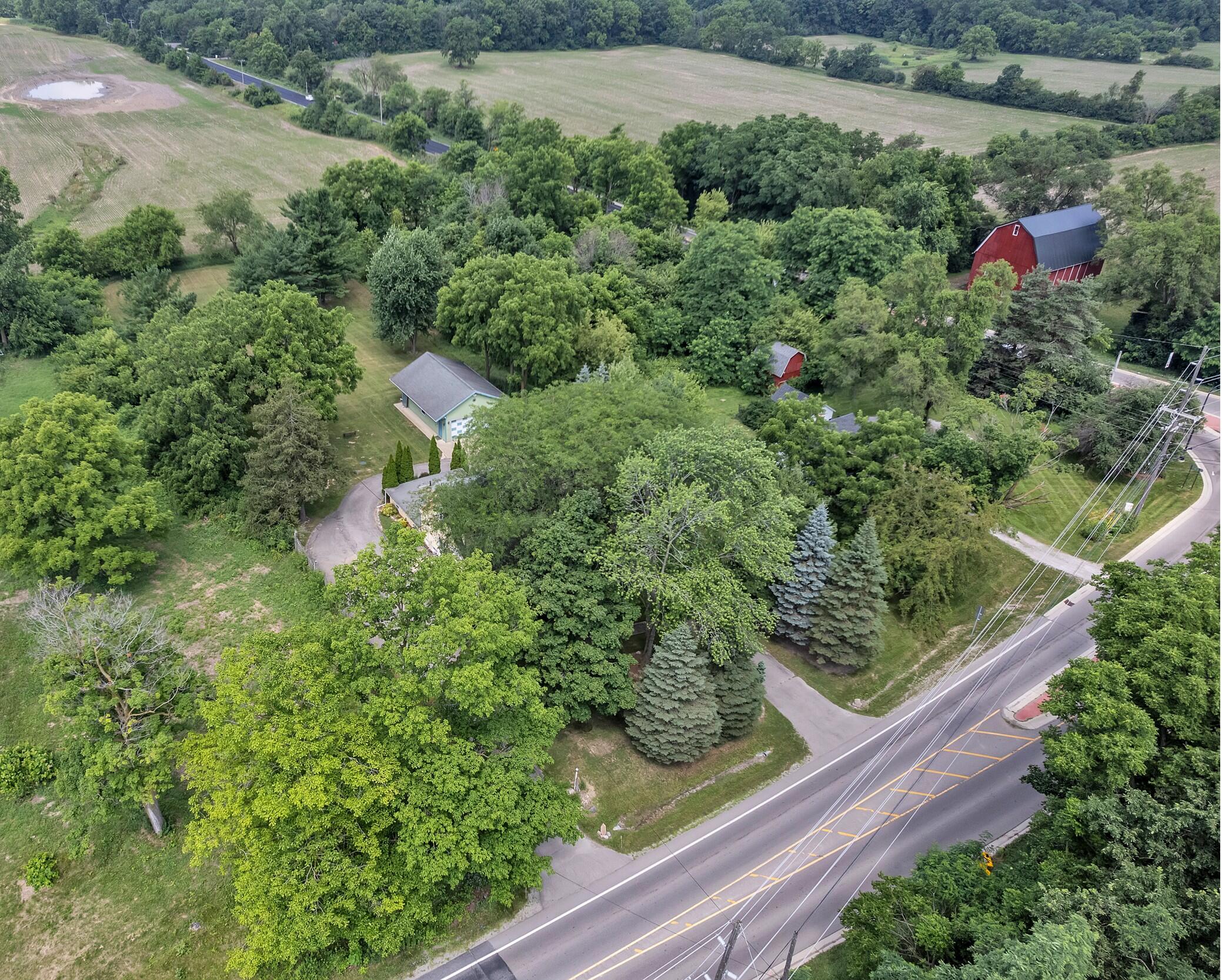 2050 South Wagner Road Ann Arbor, MI 48103 - Photo 2 of 62 1 wagner-53