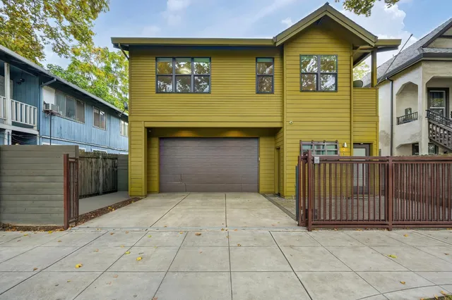 $779,000 | 2107 3rd Street, Sacramento, CA 95818
