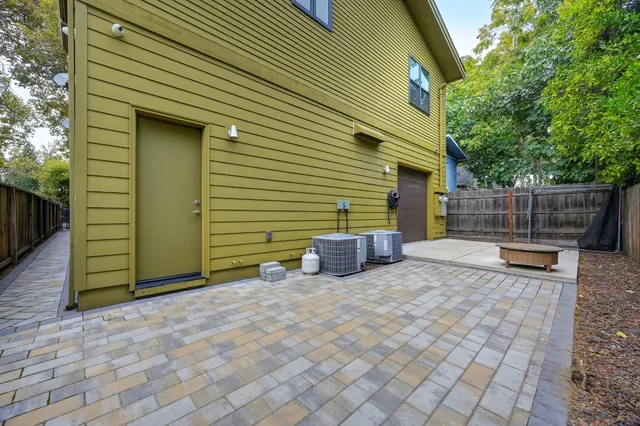 $779,000 | 2107 3rd Street, Sacramento, CA 95818