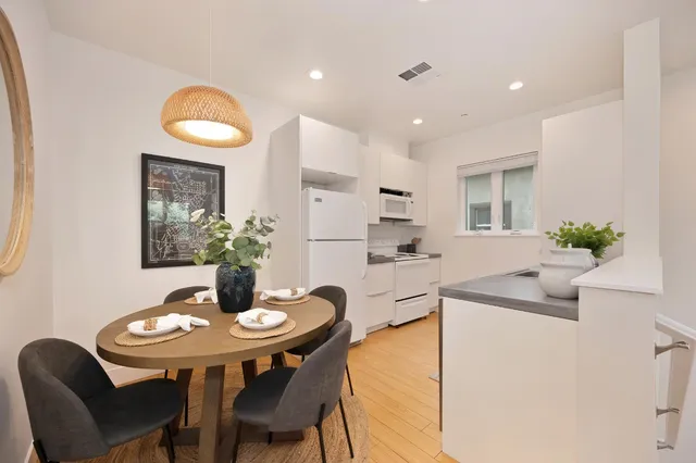 $779,000 | 2107 3rd Street, Sacramento, CA 95818