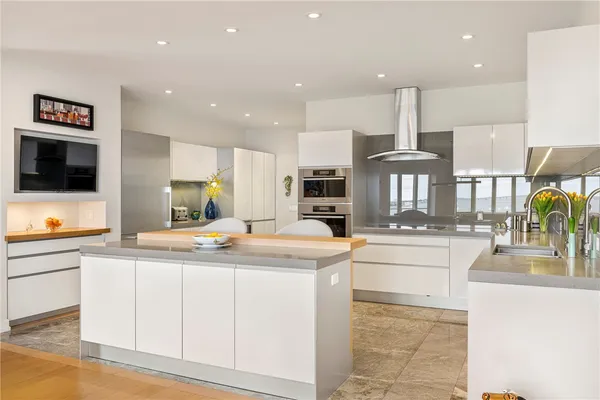 $3,500,000 | 111 Harrison Avenue, Unit A18, Newport, RI 02840