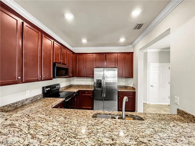 $1,949 | 8895 Via Isola Court, Fort Myers, FL 33966