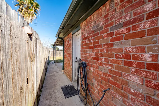 $269,000 | 13727 Oleoke Lane, Houston, TX 77015