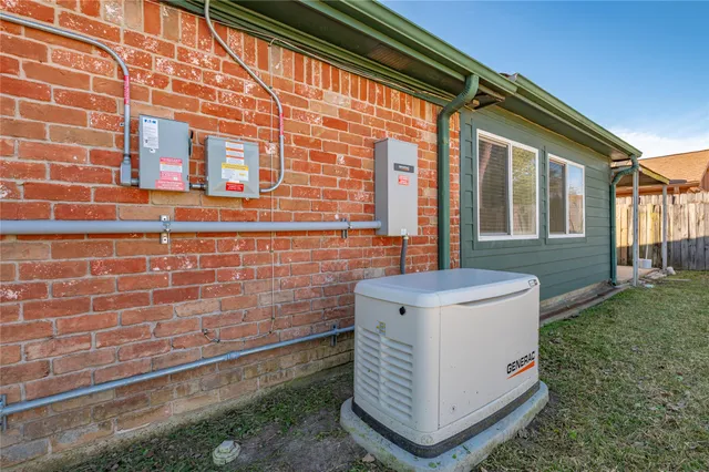 $269,000 | 13727 Oleoke Lane, Houston, TX 77015