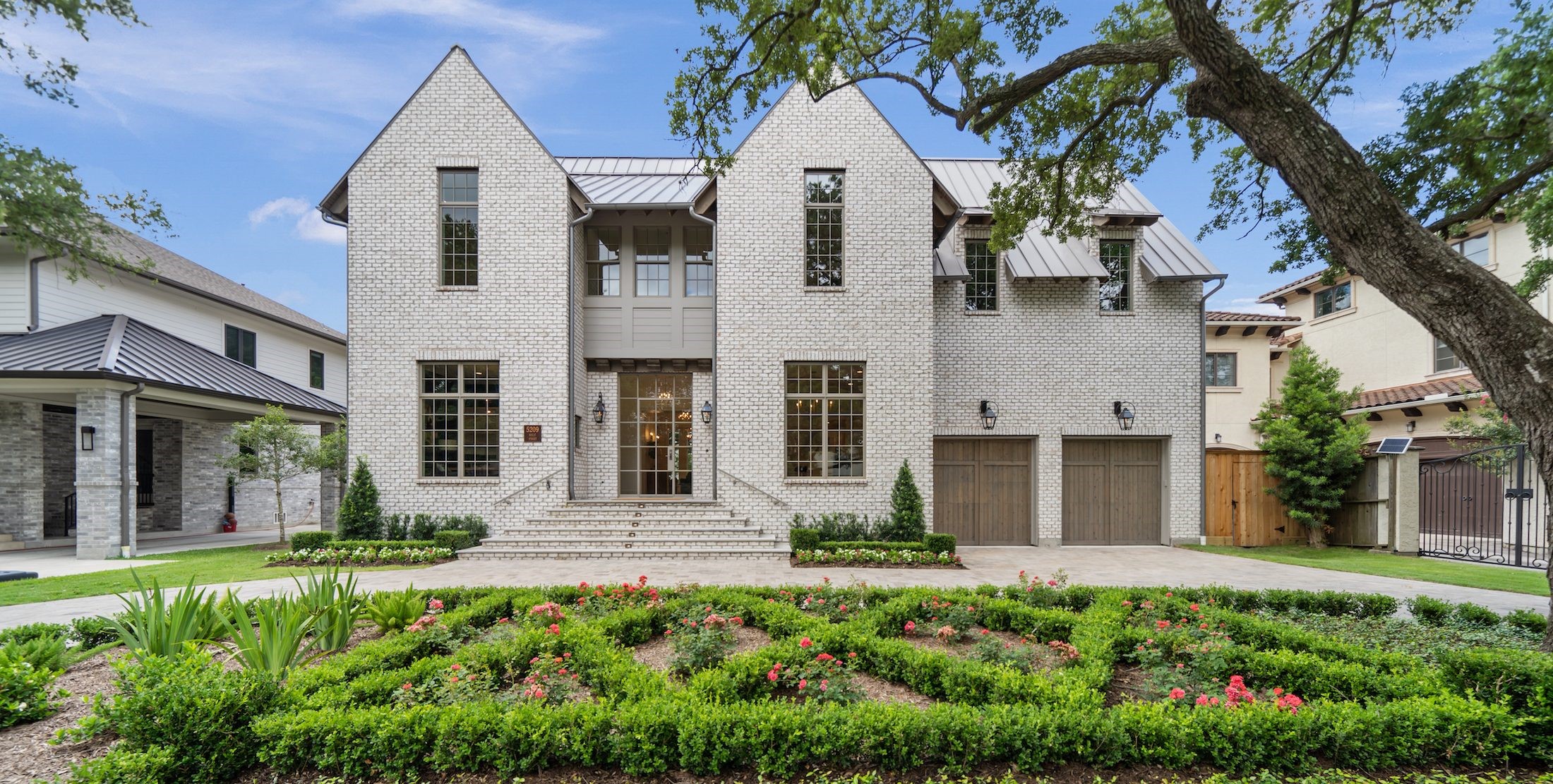 Beautiful exterior elevation featuring classic brick façade, grand entry, and landscaped front yard.

*Images depict previously completed homes by Roberson Building Group and are intended solely to showcase builder quality and craftsmanship.