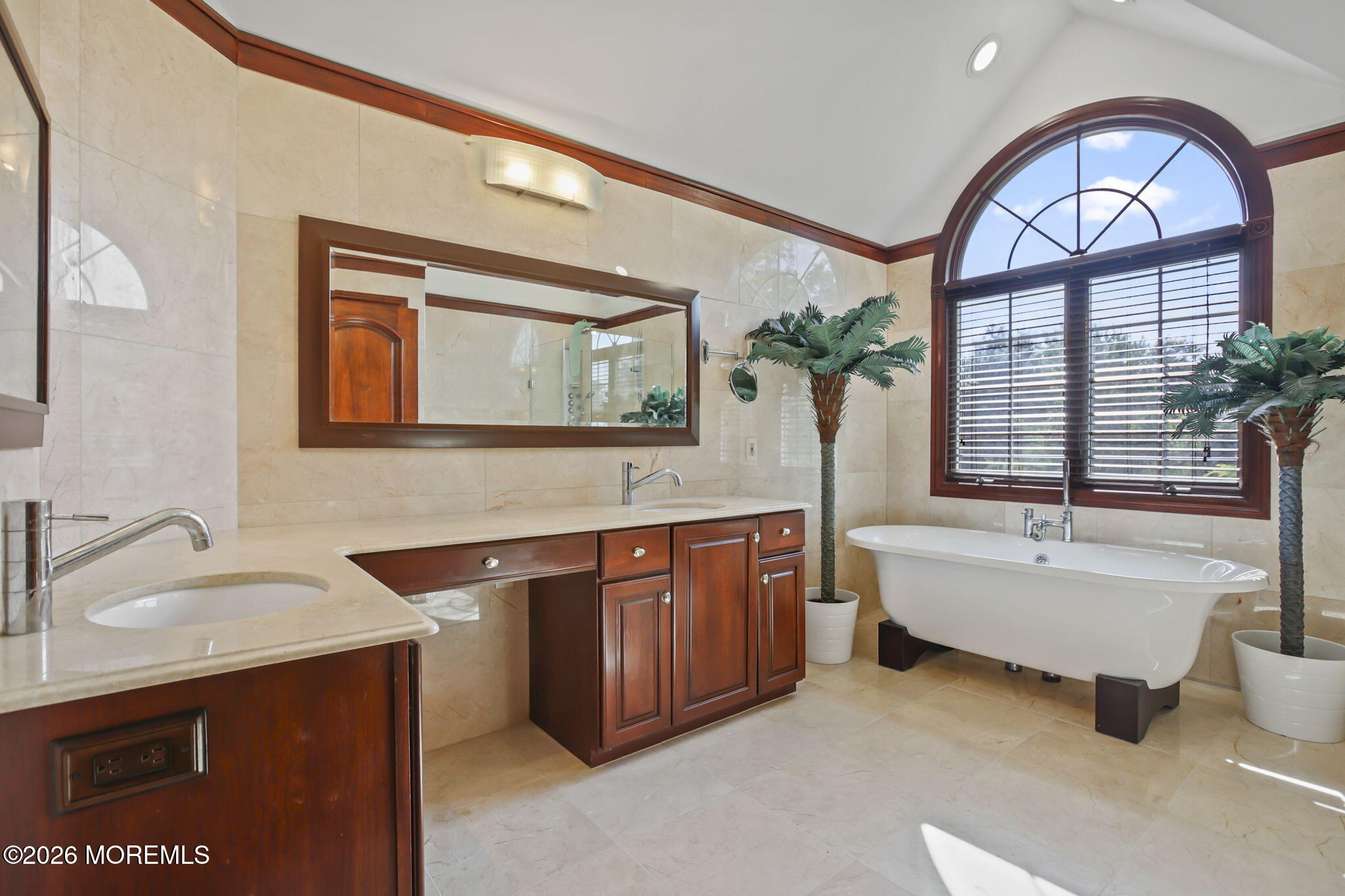 211 Bennington Road Freehold, NJ 07728 - Photo 34 of 76 42-web-or-mls-IMG_3334_1