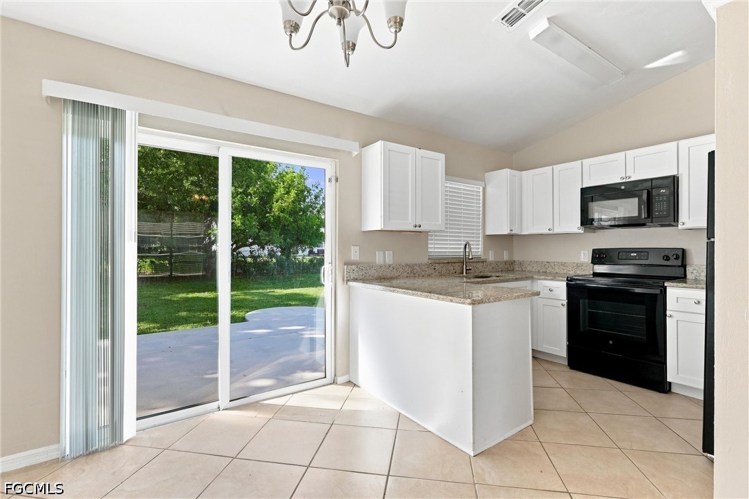 8165 Pelican Road Fort Myers, FL 33967 - Photo 9 of 26 Gallery Image 9