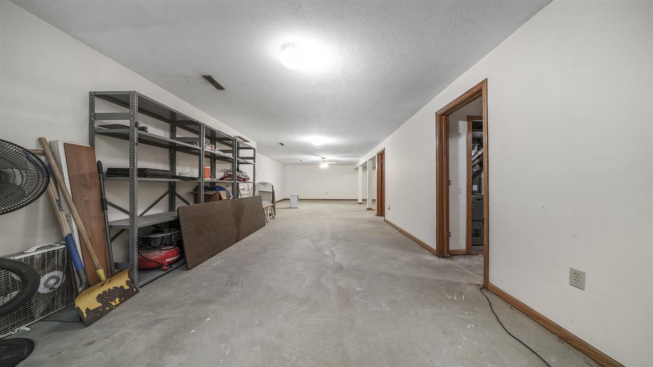 3222 East Mill Road Byron, IL 61010 - Photo 18 of 27 Gallery Image 18
