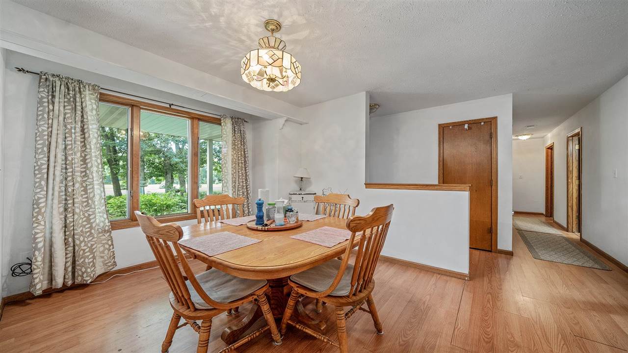 3222 East Mill Road Byron, IL 61010 - Photo 3 of 27 Gallery Image 3