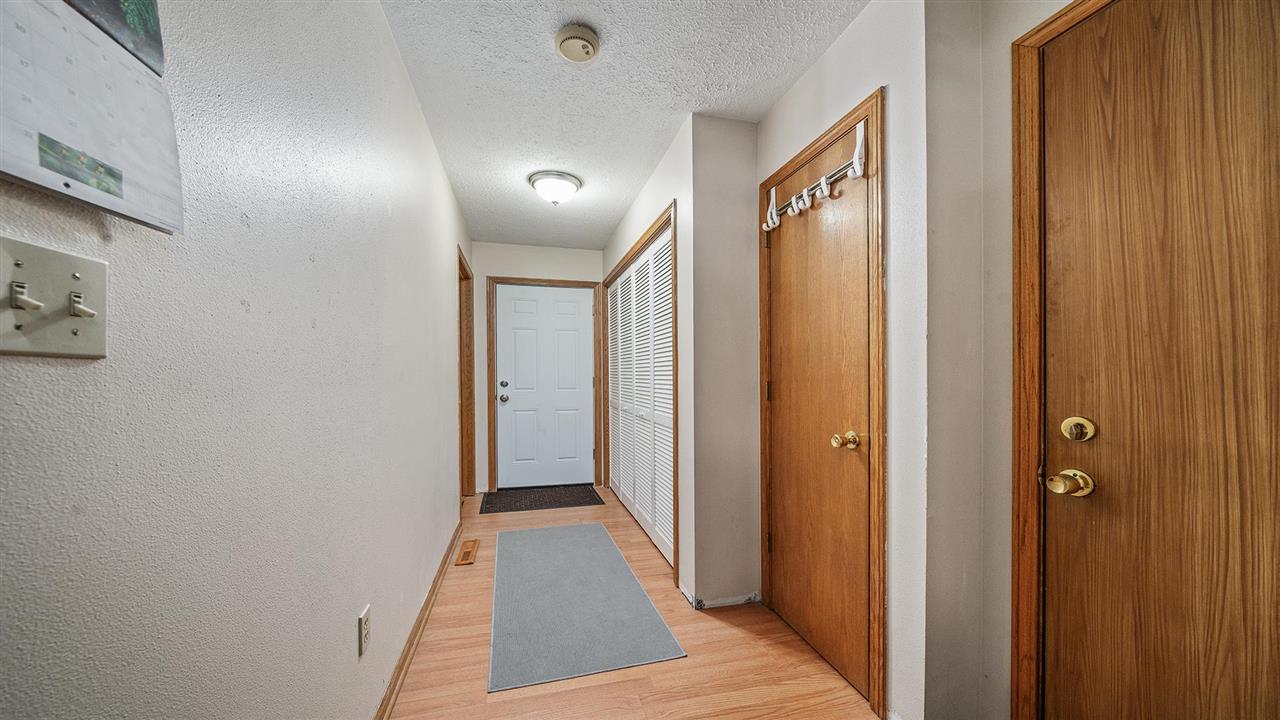 3222 East Mill Road Byron, IL 61010 - Photo 6 of 27 Gallery Image 6