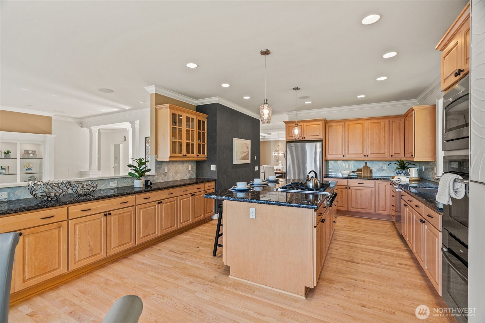 18212 85th Place West Edmonds, WA 98026 - Photo 14 of 40