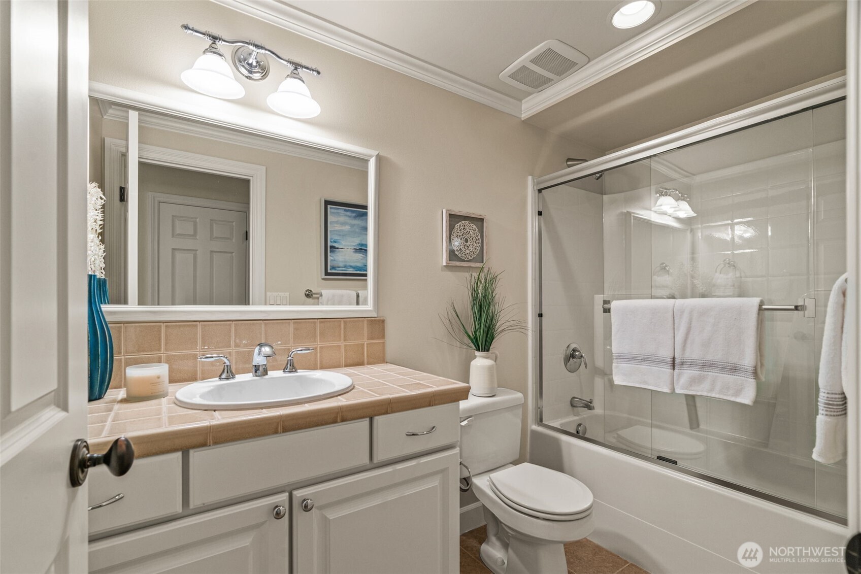 18212 85th Place West Edmonds, WA 98026 - Photo 34 of 40