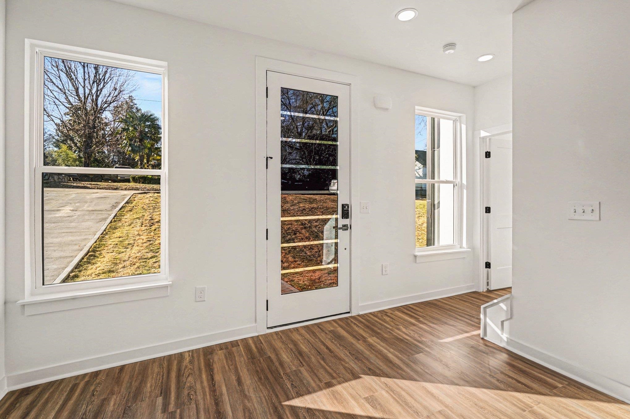 202 Pine Street Easley, SC 29640 - Photo 4 of 29