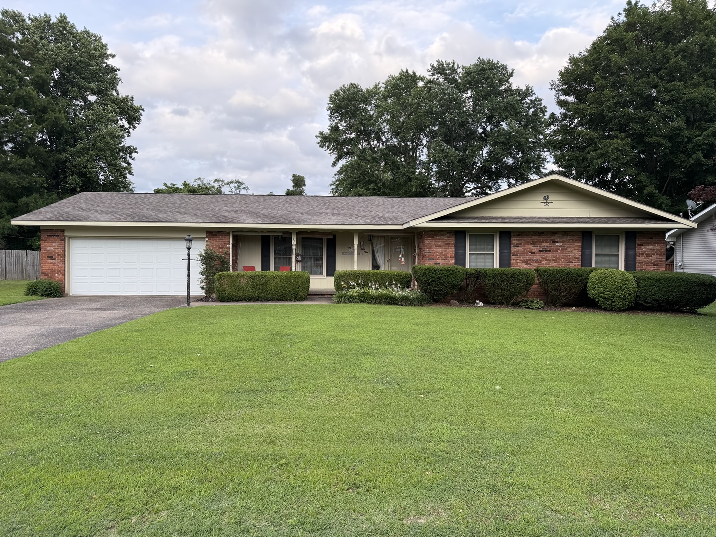 54 Jon Street Metropolis, IL 62960 - Photo 1 of 33
