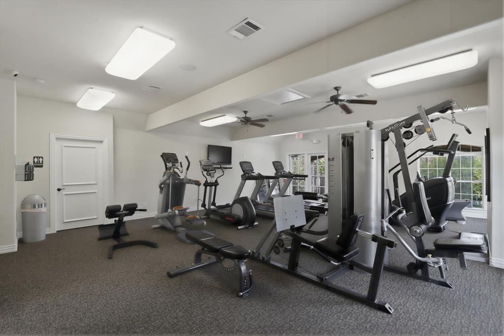 748 Rockingham Drive Irving, TX 75063 - Photo 13 of 40 Gallery Image 13