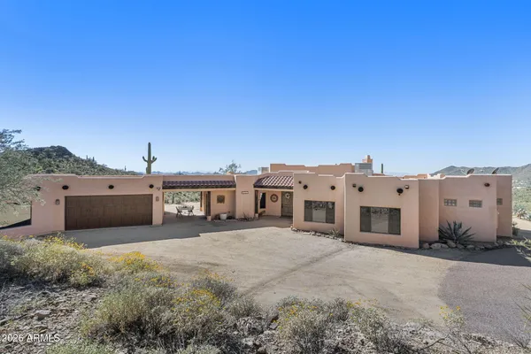 $1,800,000 | 43413 North 7th Street, New River, AZ 85087