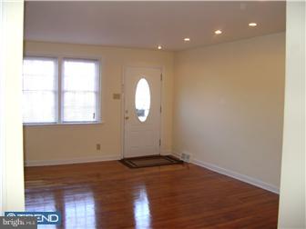 1632 Ashurst Road Philadelphia, PA 19151 - Photo 2 of 11 Gallery Image 2