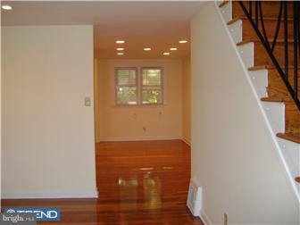 1632 Ashurst Road Philadelphia, PA 19151 - Photo 3 of 11 Gallery Image 3