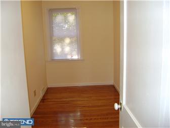 1632 Ashurst Road Philadelphia, PA 19151 - Photo 8 of 11 Gallery Image 8