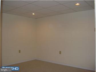 1632 Ashurst Road Philadelphia, PA 19151 - Photo 10 of 11 Gallery Image 10