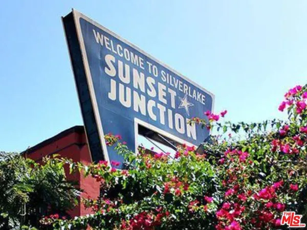 $1,690 | 1700 Griffith Park Boulevard, Unit 1704 1, Los Angeles, CA 90026