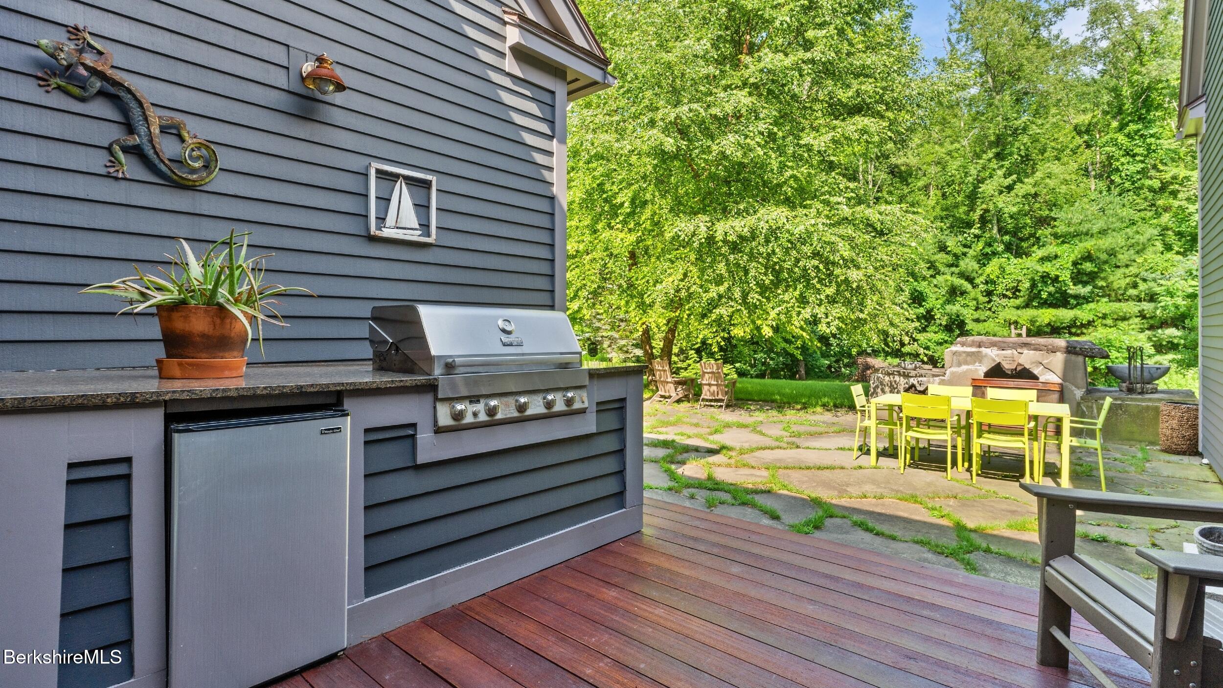 8 Stoneledge Road Lenox, MA 01240 - Photo 40 of 42 Built-in grill